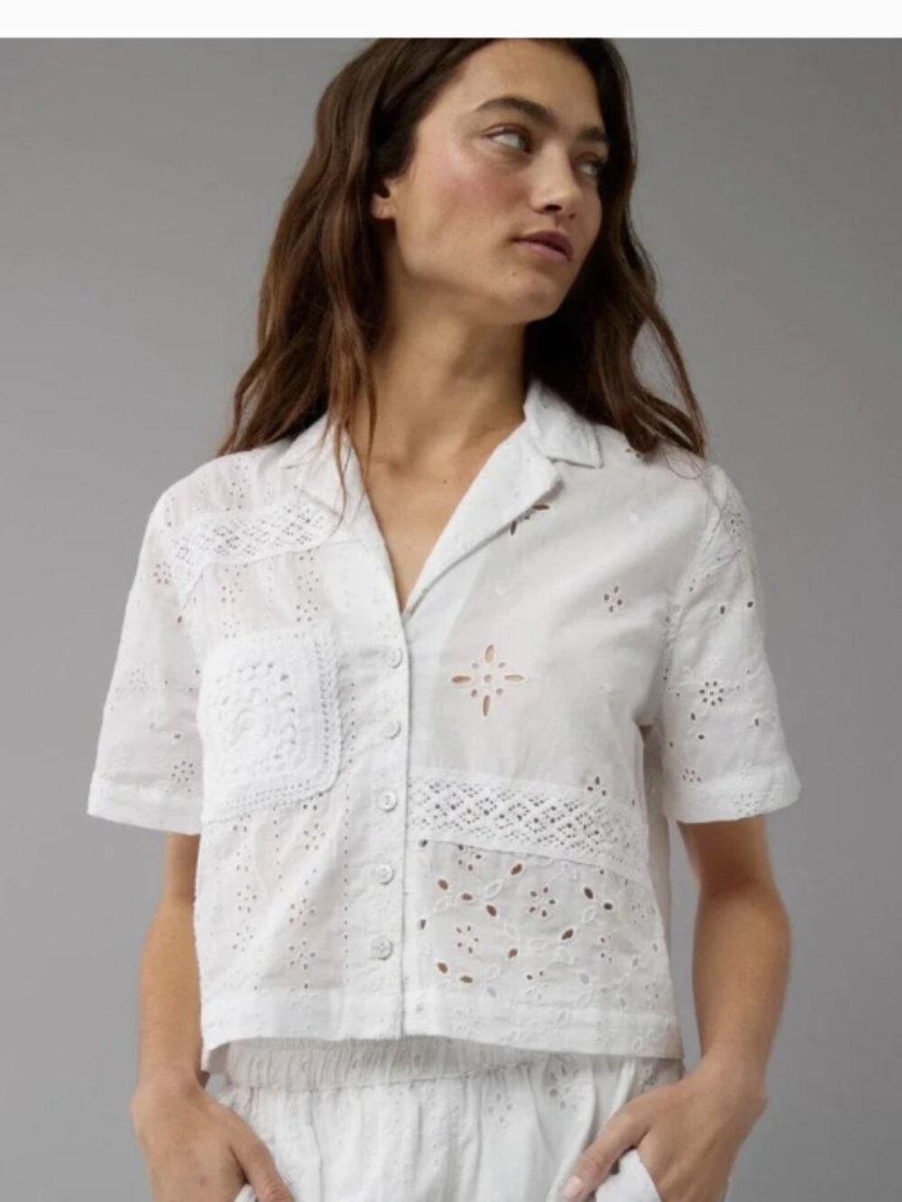 American Eagle White Eyelet Cotton Button Down Top Size S Boho Cropped Shirt